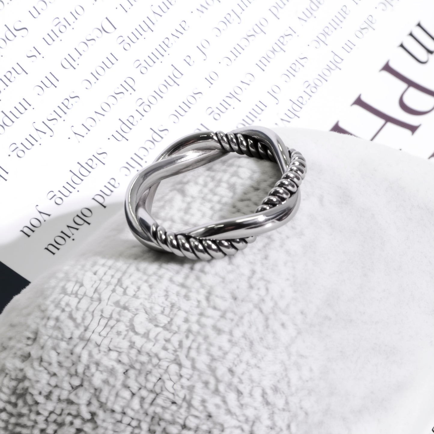 RYQEN Entwined Eternity Twisted Ring Double band crossover ring Geometric crossover design Everyday luxury ring Minimalist ring 2025