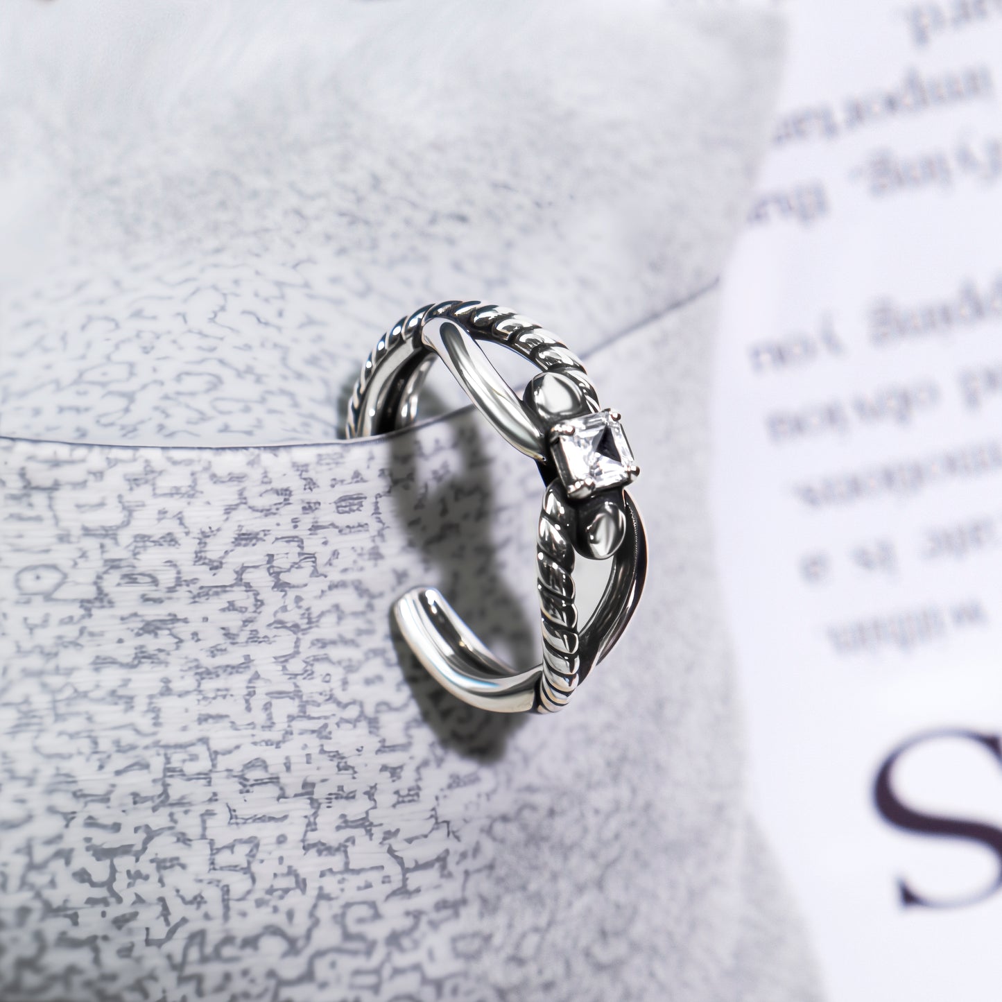 RYQEN “Entwined Eternity” Twisted Silver Ring Vintage Twist Diamond Adjustable Ring Adjustable open-end ring Black enamel accent ring Retro adjustable size ring TikTok viral vintage jewelry