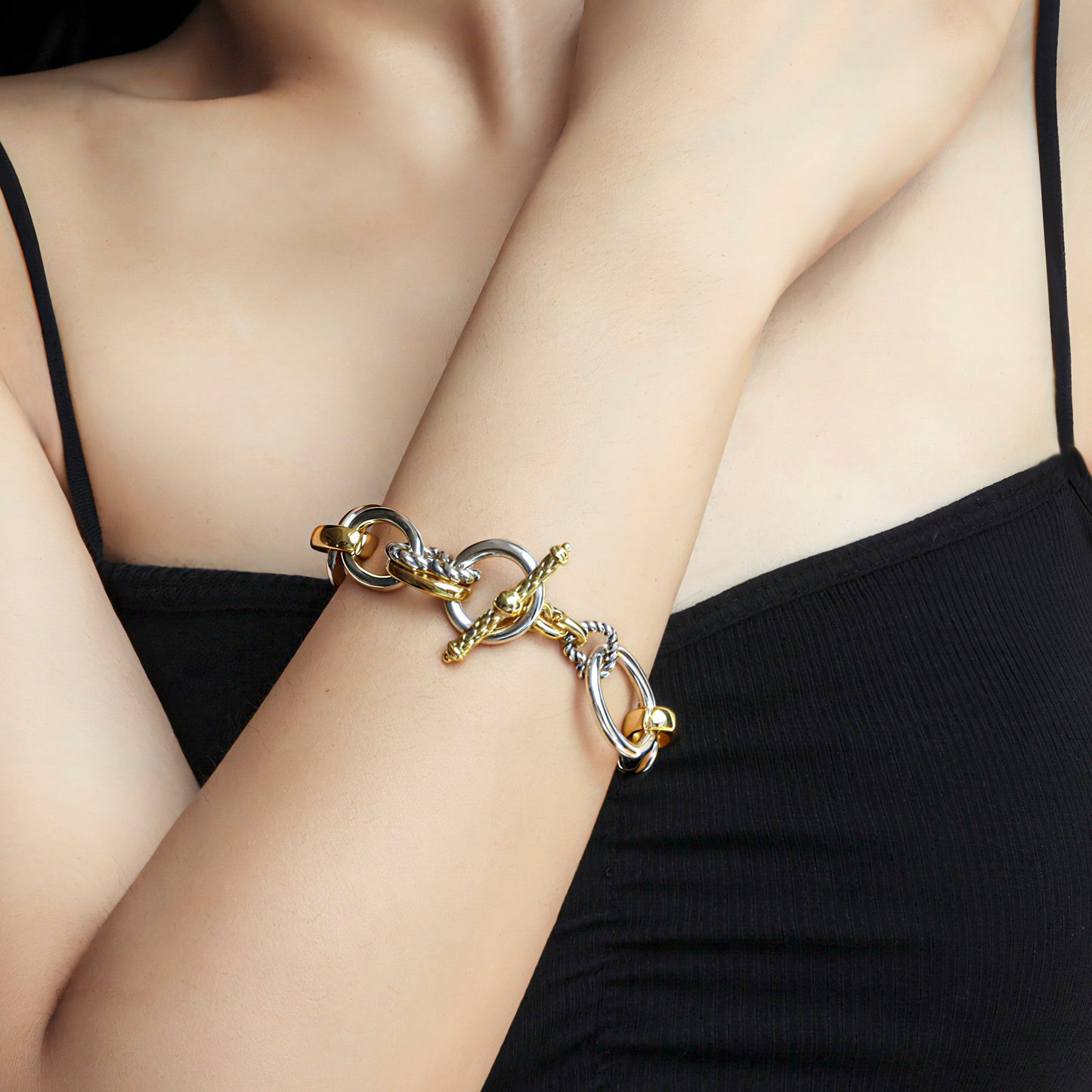 RYQEN Twisted Twin Dual - Tone Chain Bracelet Mixed metal bangles jewelry for women Party statement jewelry-Trending 2025 jewelry